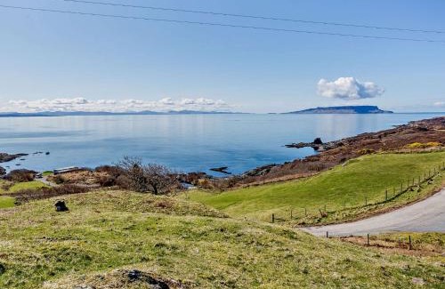 Aird of Sleat House | 3 Bed in Ardvasar CA071