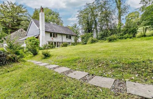 Machynlleth House | 3 Bed in Machynlleth 93083