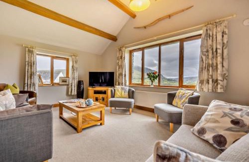 Threlkeld House | 3 Bed in Threkeld 93590