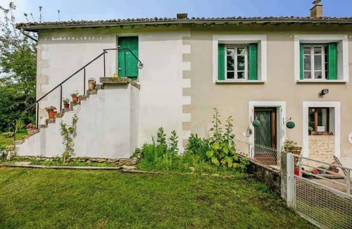 Soudan House | 3 Bed-Sleeps 6-Private Garden-Pet Friendly