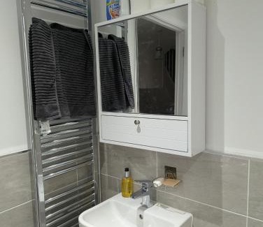 Bilston House | 3 bed spacious room in a new build house