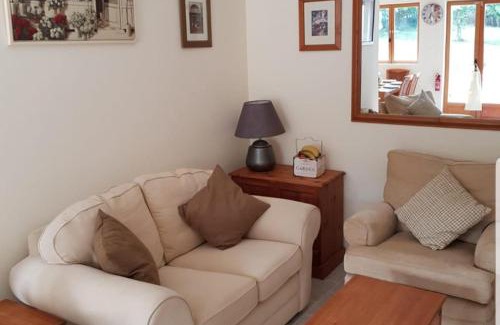 Chateau-Garnier Villa | 3 Bed Villa Sleeps 5 - Hot Tub Pool Parking