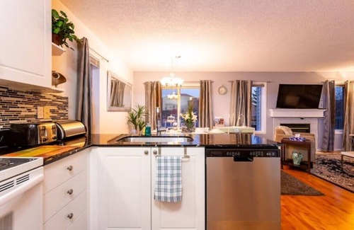 Bridlewood House | 3 bedms🏡 in Bridlewood Sw by RMSJ, Spruce Meadows