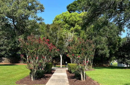 Thomasville House | 3 Bedroom - 2 Bath Thomasville Private HOME.