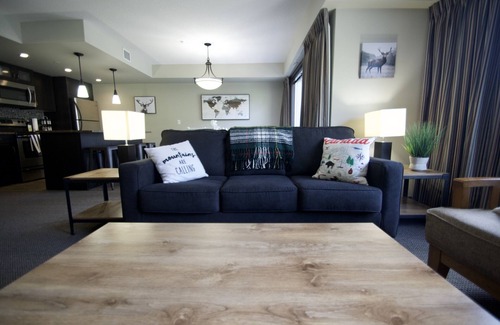 Copperstone Resort Condo | 3 Bedroom 2 Storey Mountain Getaway in the Canadian Rockies!