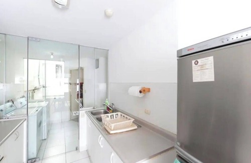 Miraflores Condo | 3-Bedroom 4-Bath condo 2 blocks from sea in Miraflores with WiFi and Balcony