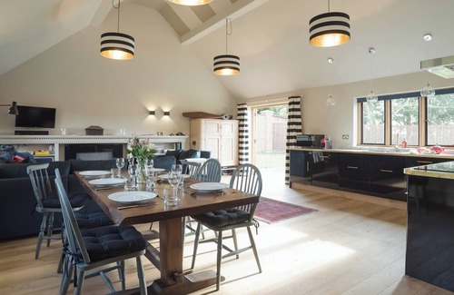 Moreton-in-Marsh Cottage | 3 bedroom accommodation in Stretton-on-Fosse, near Moreton-in-Marsh