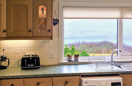 Beinn Orasaigh Cottage | 3 bedroom accommodation in Fernilea, near Portree