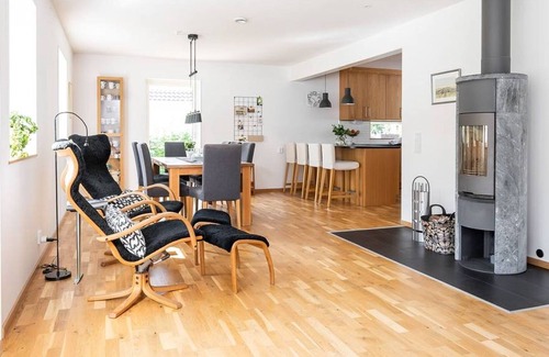 Tranas Villa | 3 bedroom accommodation in Tranås