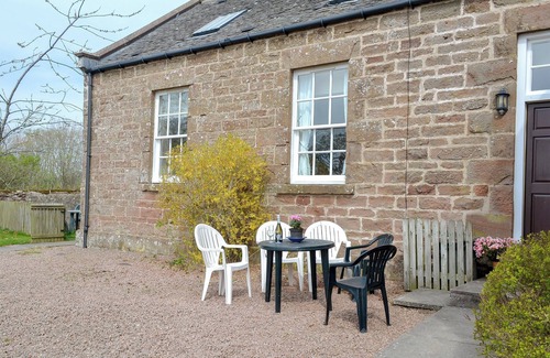 Laurencekirk Cottage | 3 bedroom accommodation in Arbuthnott, near Stonehaven
