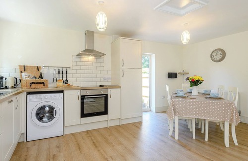 West Ashby Cottage | 3 bedroom accommodation in Fulletby, near Horncastle