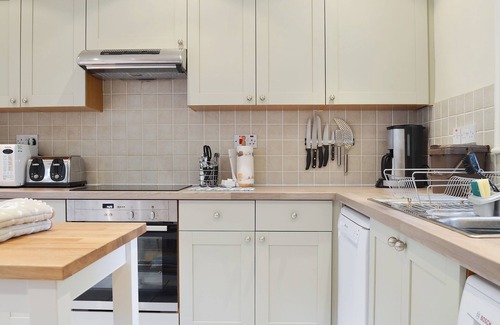 Rudston Cottage | 3 bedroom accommodation in Rudston, near Bridlington
