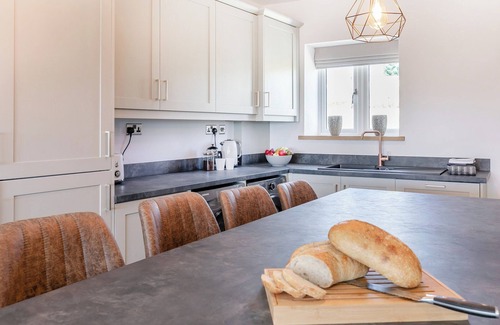 Dronfield Cottage | 3 bedroom accommodation in Barlow, near Chesterfield