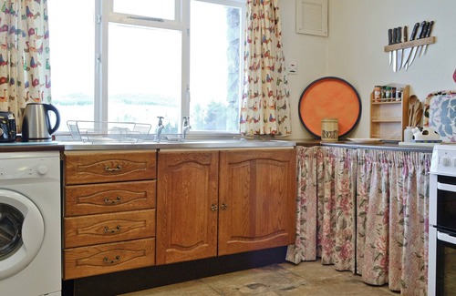 Invergarry Cottage | 3 bedroom accommodation in Invergarry, Tomdoun
