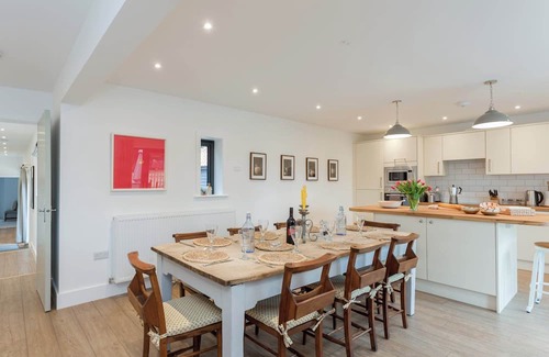 West Meon Cottage | 3 bedroom accommodation in Beauworth, near Alresford