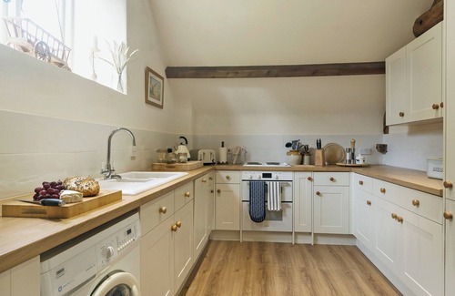 Rendcomb Cottage | 3 bedroom accommodation in Middle Duntisbourne, near Cirencester
