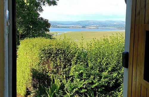 Llanrhidian Higher Cottage | 3 bedroom accommodation in Penclawdd, near Swansea