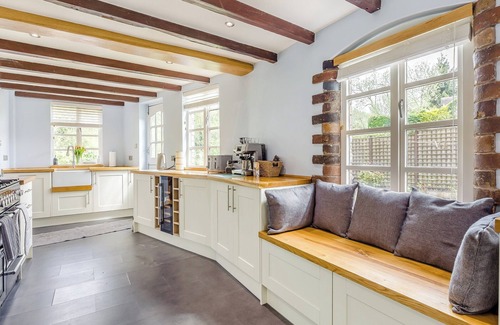 Coalbrookdale Cottage | 3 bedroom accommodation in Jackfield, near Ironbridge