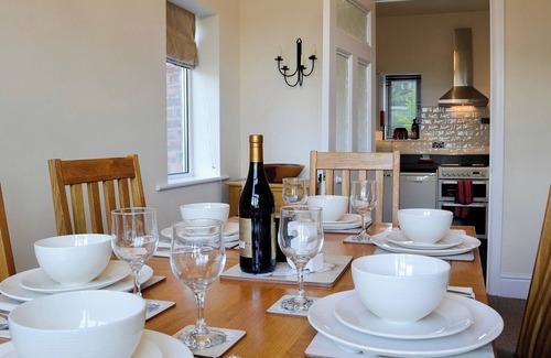 Brymbo Cottage | 3 bedroom accommodation in Brymbo, near Wrexham