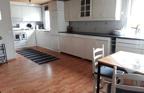 Molltorp House | 3 bedroom accommodation in Mölltorp