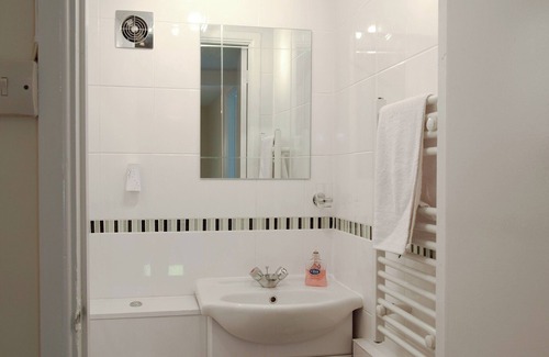 Beccles Cottage | 3 bedroom accommodation in Frostenden, near Beccles