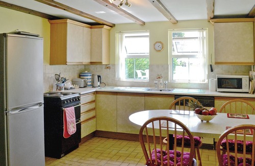 Bishopston Cottage | 3 bedroom accommodation in Murton, near Swansea