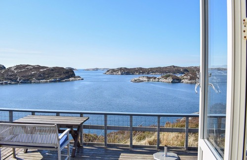 Fjell House | 3 bedroom accommodation in Ågotnes