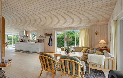 Handrup Strand House | 3 Bedroom Amazing Home In Ebeltoft