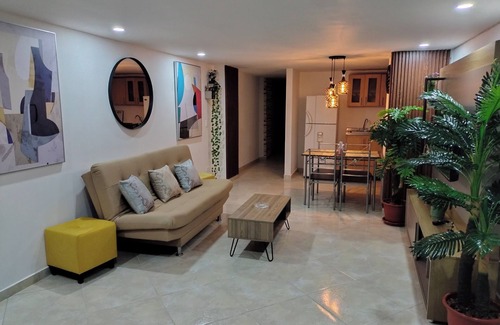 Laureles Apartment | 3-Bedroom Apartment, Elegant Design, Prime Location
