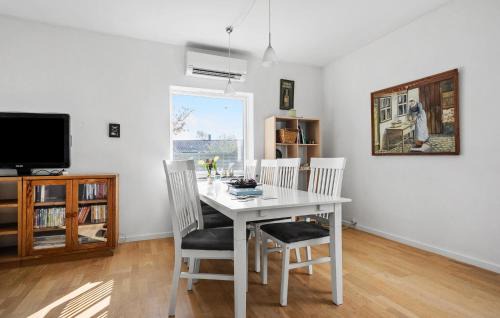 Reersø House | 3 Bedroom Awesome Home In Gørlev