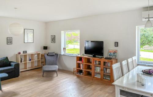 Reersø House | 3 Bedroom Awesome Home In Gørlev