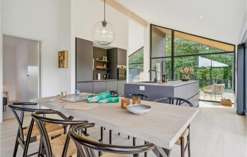 Østerskov House | 3 Bedroom Awesome Home In Humble