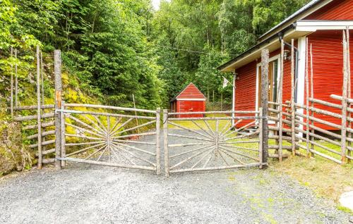 Stollet House | 3 Bedroom Awesome Home In Stöllet