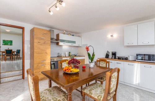 Muntic House | 3 bedroom beautiful home in Muntic