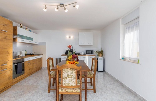 Muntic House | 3 bedroom beautiful home in Muntic