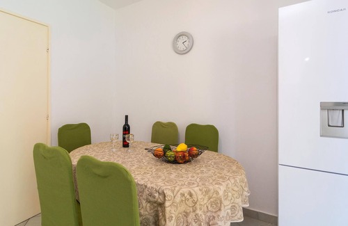 Pokrivenik House | 3 bedroom beautiful home in Zastrazisce
