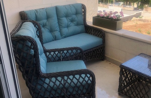Suwailih Condo | 3-bedroom condo in adorable Royal hills al hummer 15 minutes to Amman WiFi, AC