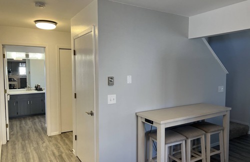 West Bend Condo | 3-bedroom condo in charming West Bend with AC, WiFi. Enjoy your stay
