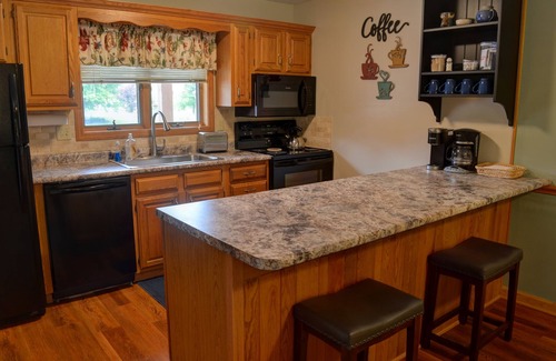 Davis House | 🕶 3 Bedroom Condo 🕶 Minutes From Blackwater Falls and Canaan Valley Resort 🐿