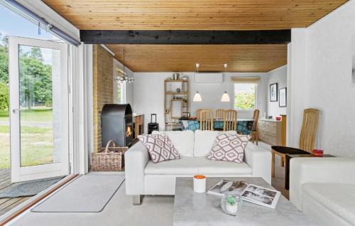 Juelsminde House | 3 Bedroom Cozy Home In Juelsminde