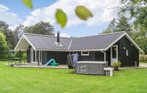 Jegum House | 3 Bedroom Cozy Home In Oksbøl
