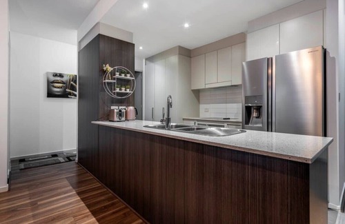 Phillip Apartment | 3 Bedroom Delight Phillip - With Pool & Gym