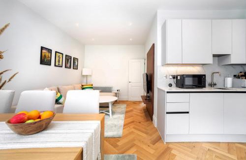 Westminster Apartment | 3 Bedroom flat with Terrace in Central London