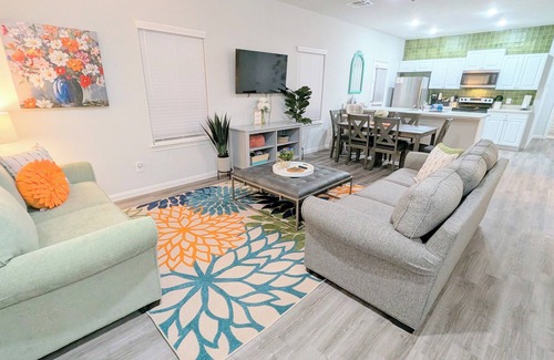 Kendleton House | 3 bedroom - Fully stocked - Sleeps 8 - in Kendleton