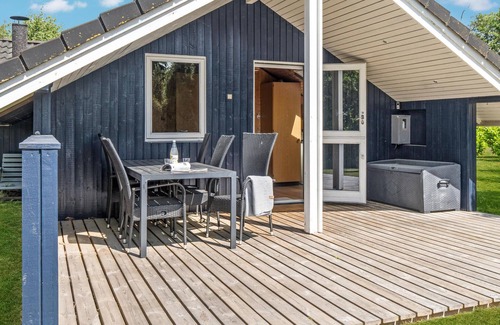 Bøtø By House | 3 bedroom gorgeous home in Væggerløse