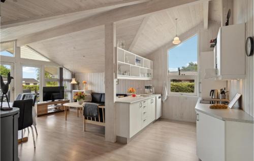 Hvalpsund House | 3 Bedroom Gorgeous Home In Farsø