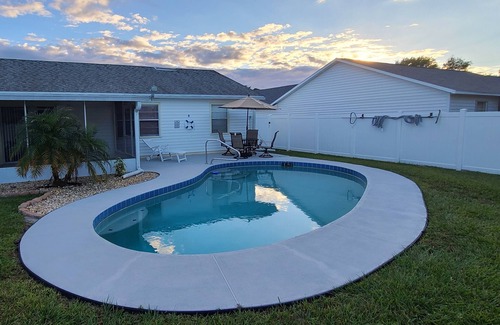 Oviedo House | 3-bedroom home with pool near theme parks and UCF