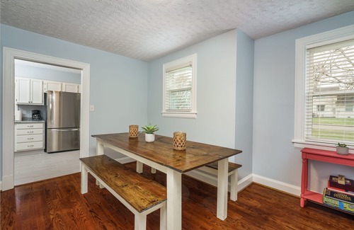 Hurwood Heights House | 3 Bedroom house close to downtown and the airport with an amazing deck.