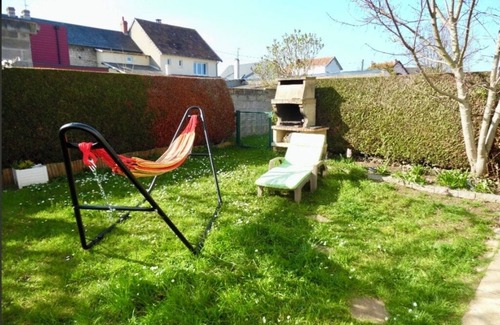 Mondeville House | 3 bedroom house, gym, jacuzzi and garden