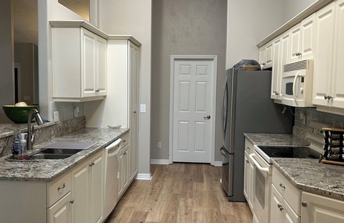 Town Park House | 3-bedroom house in fabulous Port Orange with WiFi, AC & Beautiful screened Pool